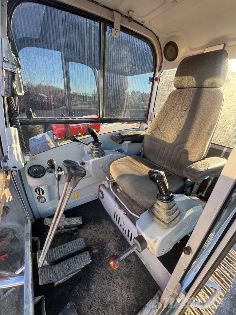 Wacker Neuson 75 Z3 Средни екскаватори 7т - 12т