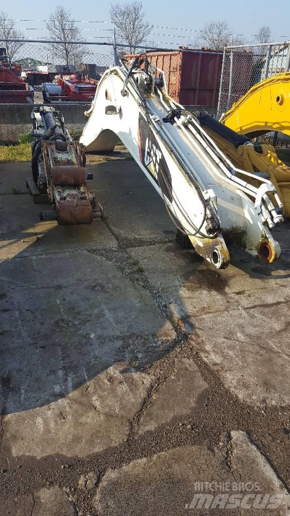 CAT 320D Arm Товарачи със заден ескаватор