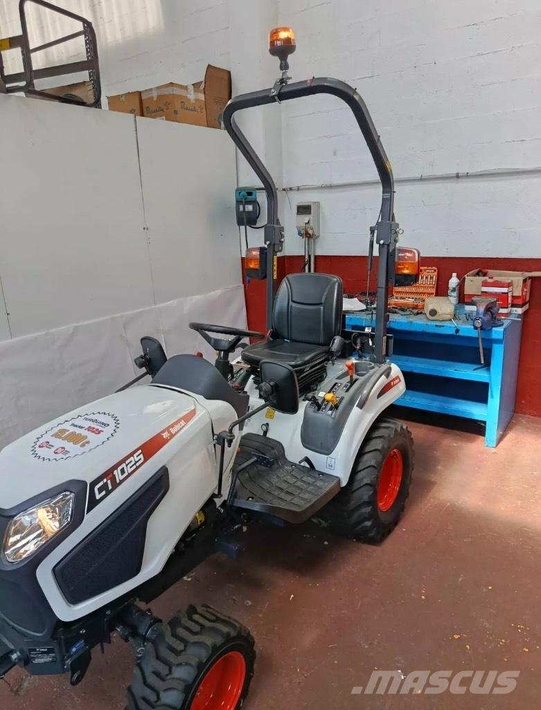 Bobcat CT 1025 Трактори