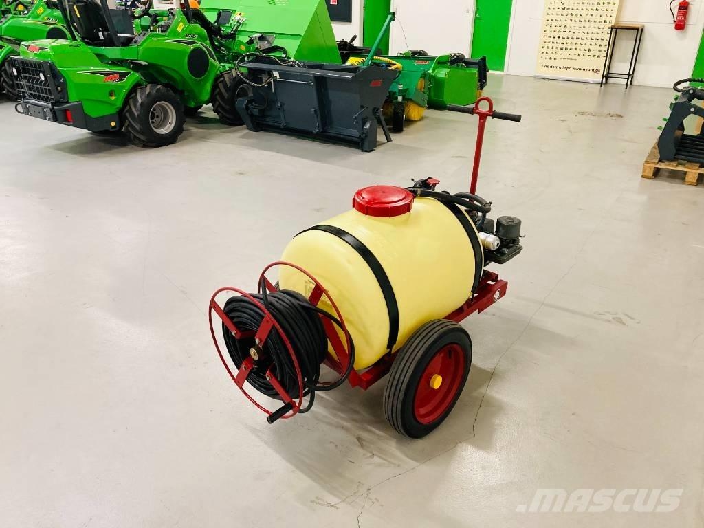 Hardi TR3-200 Прикачни пръскачки
