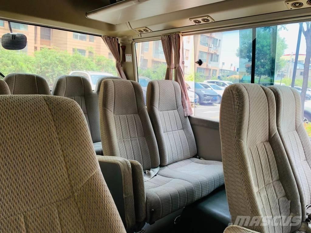 Toyota Coaster Bus Мини бусове
