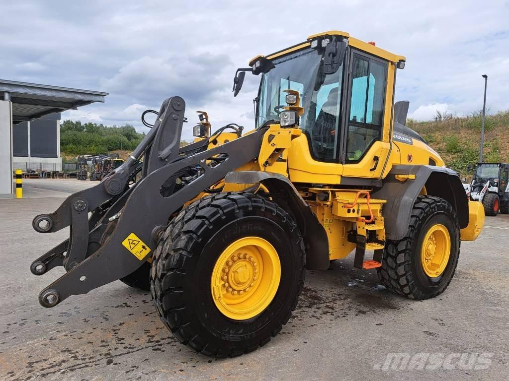 Volvo L 90 H Колесни товарачи