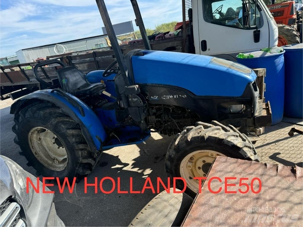 New Holland TCE50 Трактори