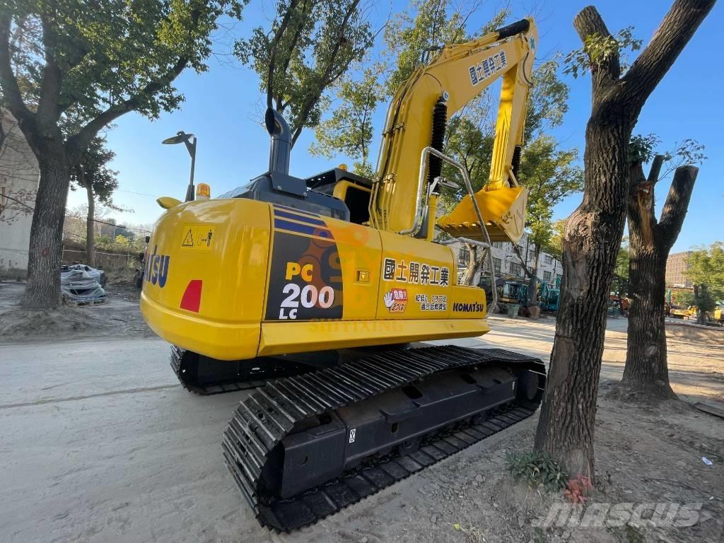 Komatsu PC 200-8 Верижен екскаватор