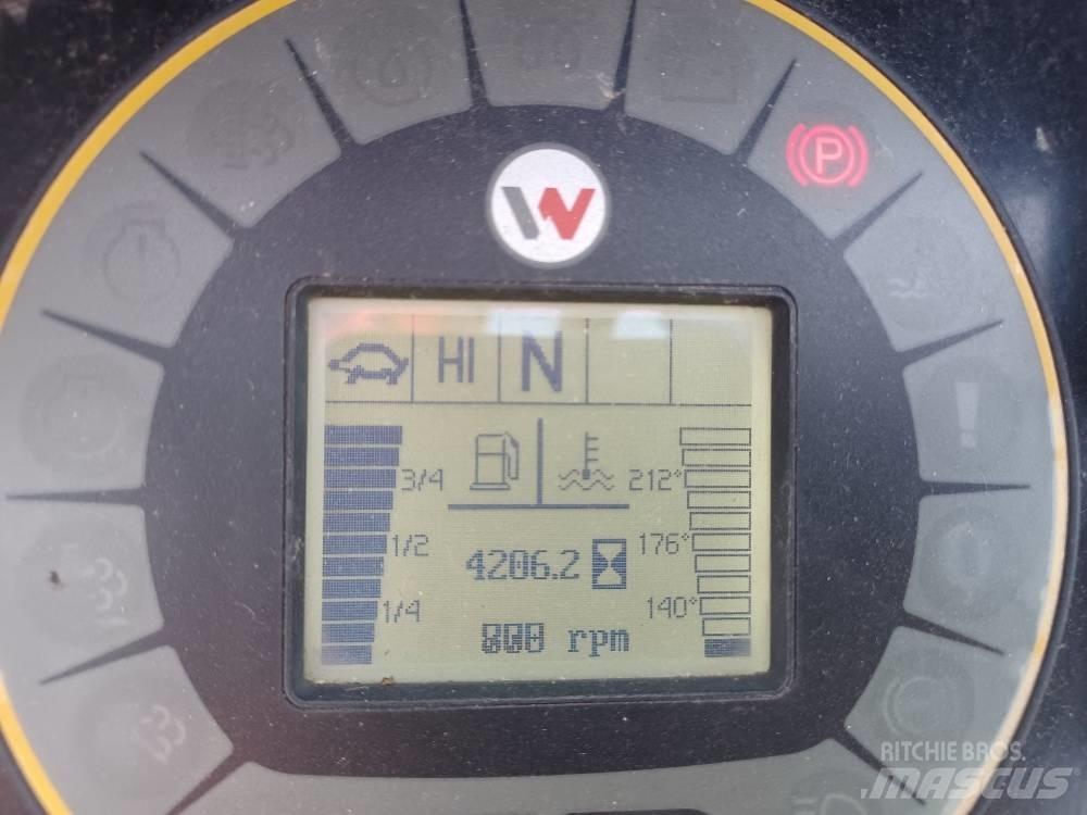 Neuson DW 60 Странични самосвали