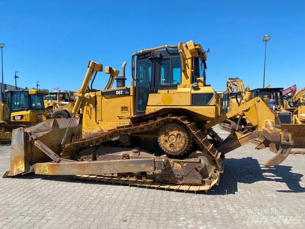 CAT D6T XW NVT Верижни булдозери
