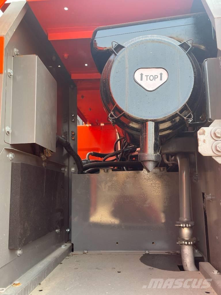 Hitachi ZX 210 Верижен екскаватор