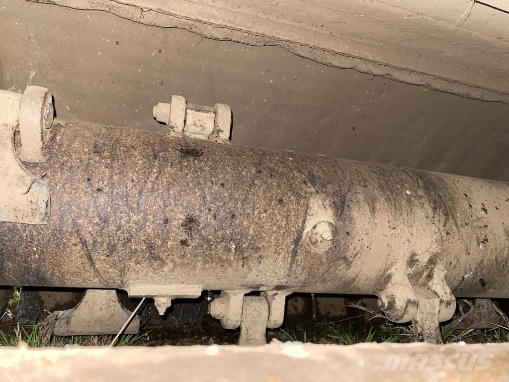 Kuhn VKM 280 Трошачки