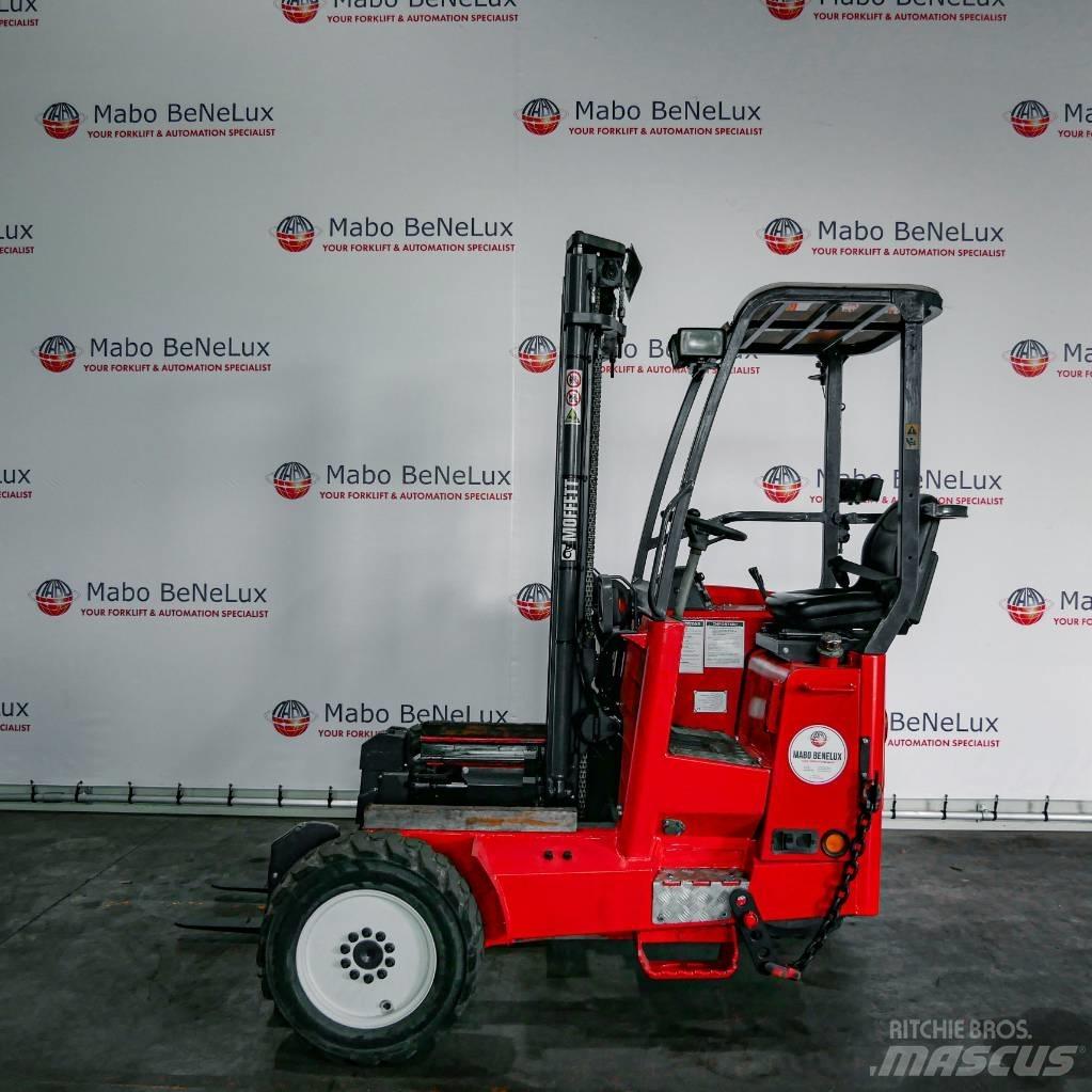Moffett M5 NX Дизелови камиони