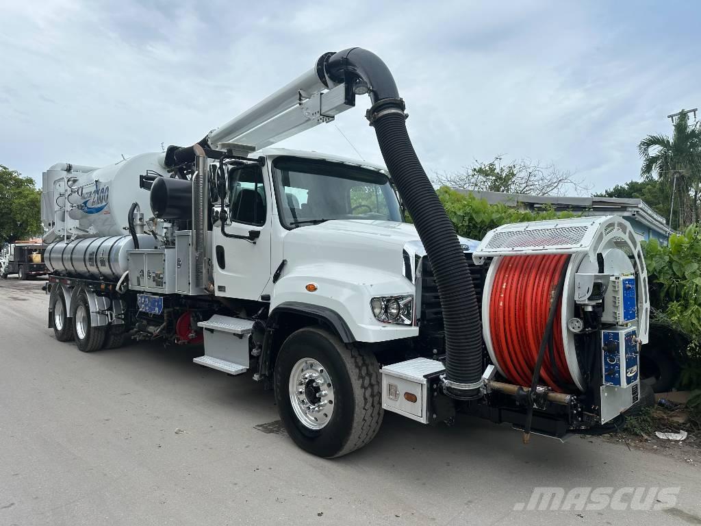 Freightliner 114 SD Комби / вакуум камиони
