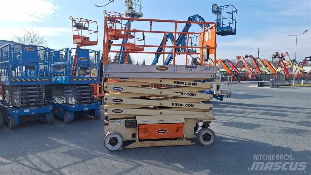 JLG 2646ES Ножични работни платформи