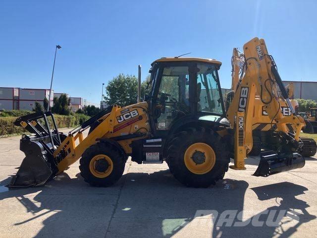 JCB 3CX Plus AEC Товарач със заден ексватор