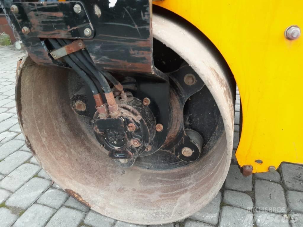 JCB VMT 260-120 Двойни барабанни ролки
