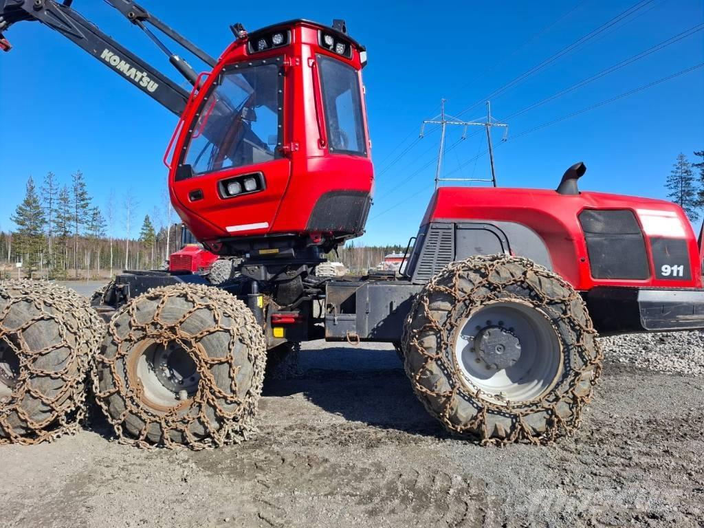Komatsu 911.6 Харвестери