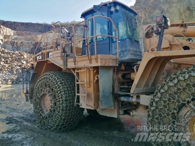 CAT 988 H Колесни товарачи