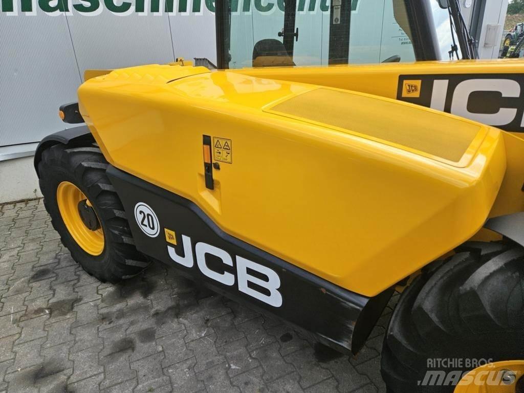 JCB 525-60 Телескопични товарачи