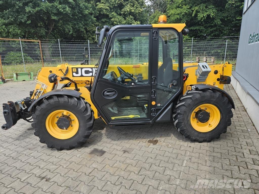 JCB 525-60 Телескопични товарачи