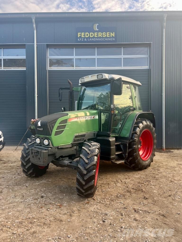 Fendt 312 Vario Трактори