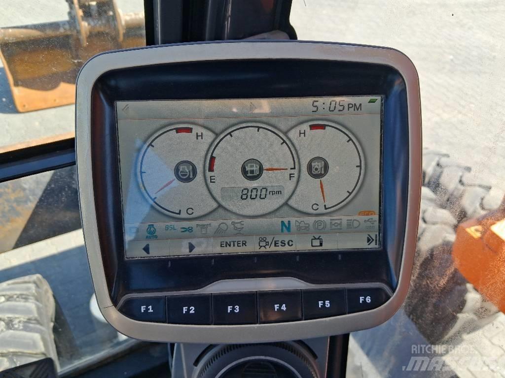 Doosan DX 140 W-3 Колесни екскаватори