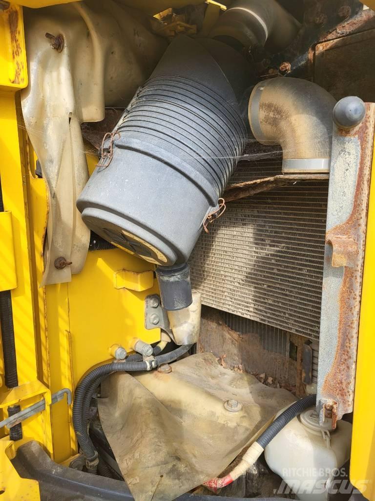 Komatsu PC138US-8 Верижен екскаватор