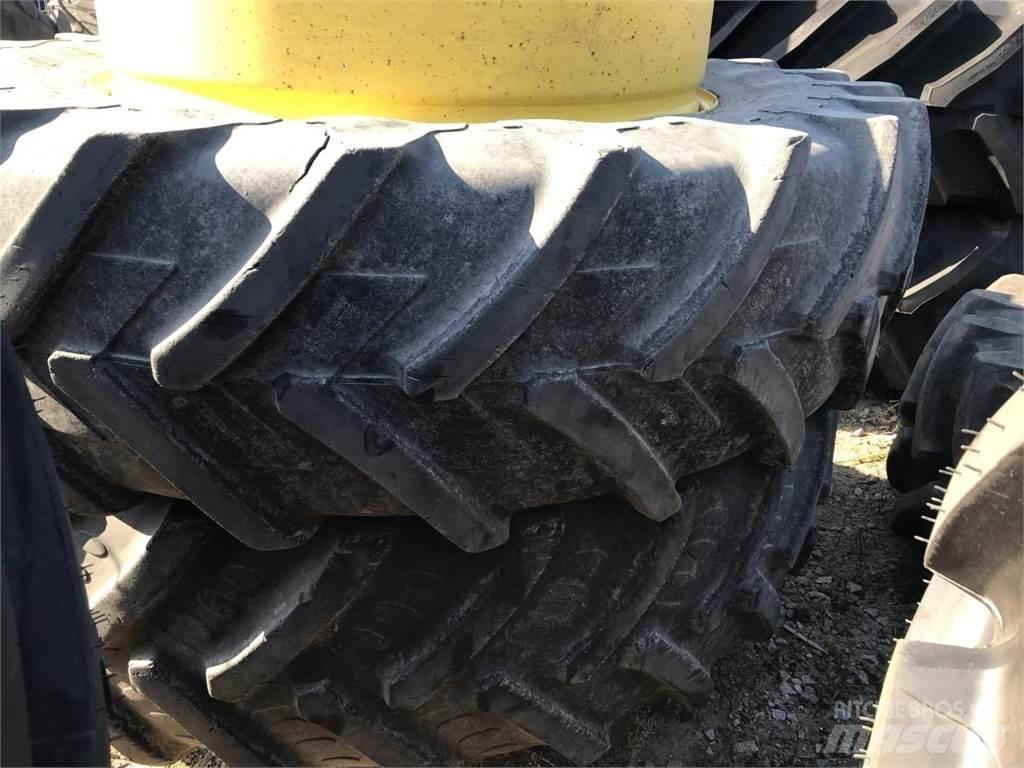 Michelin 520/85R46 Колелета/Гуми