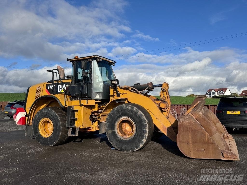 CAT 972 K Колесни товарачи