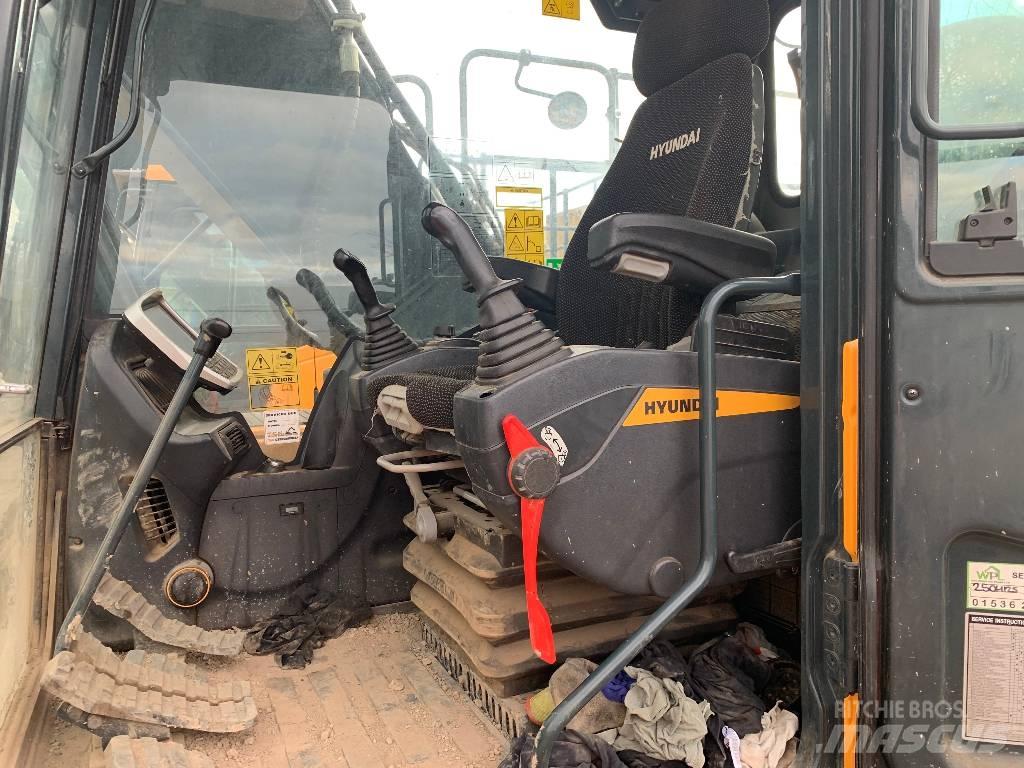 Hyundai HX220A L Верижен екскаватор