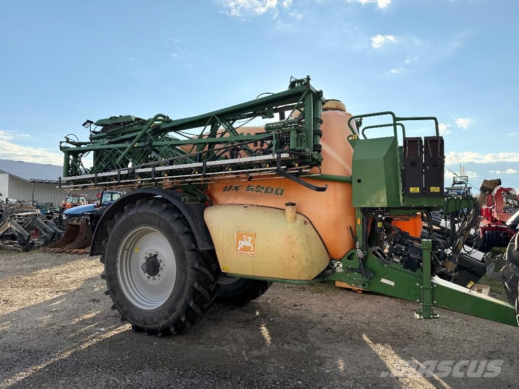 Amazone UX 5200 36m Прикачни пръскачки

