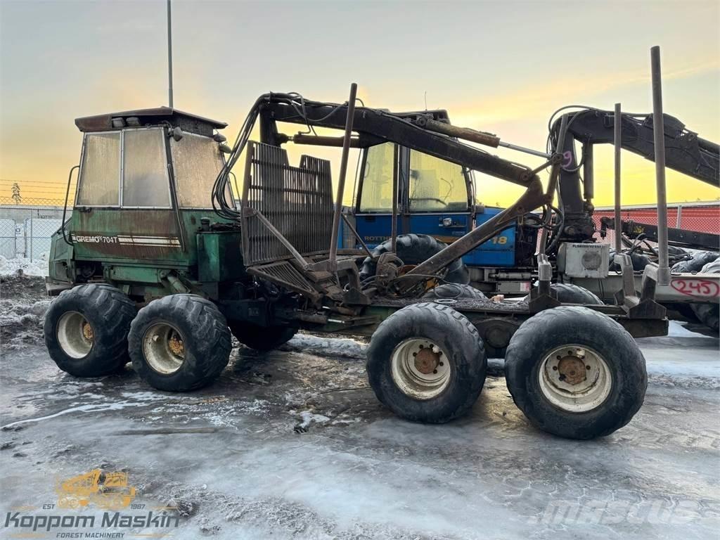 Gremo 704T Форуардери
