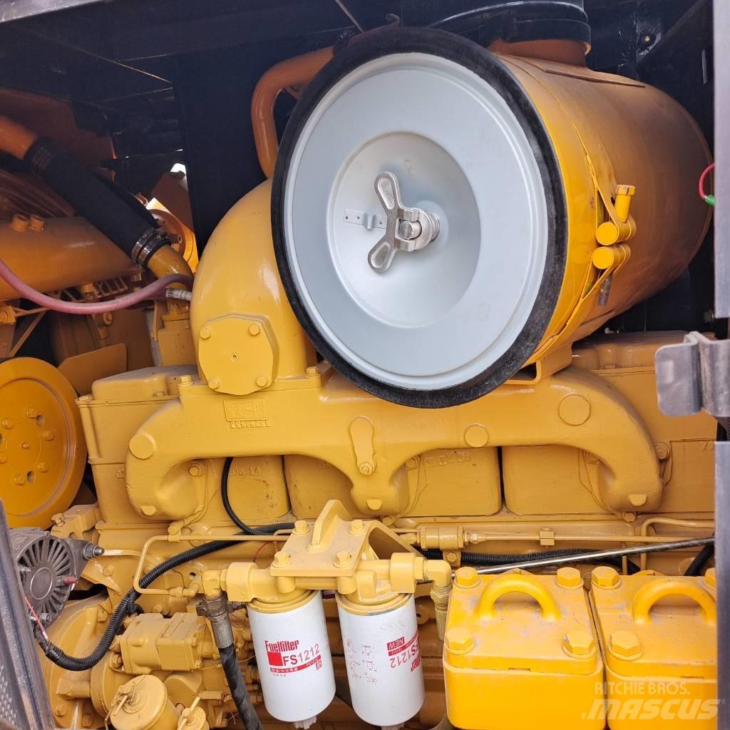 Shantui SD 22 Верижен екскаватор