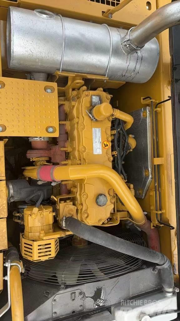 CAT CAT330D2L Средни екскаватори 7т - 12т
