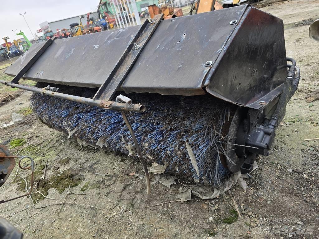 Bobcat Bobcat Автоматични метачки с четки