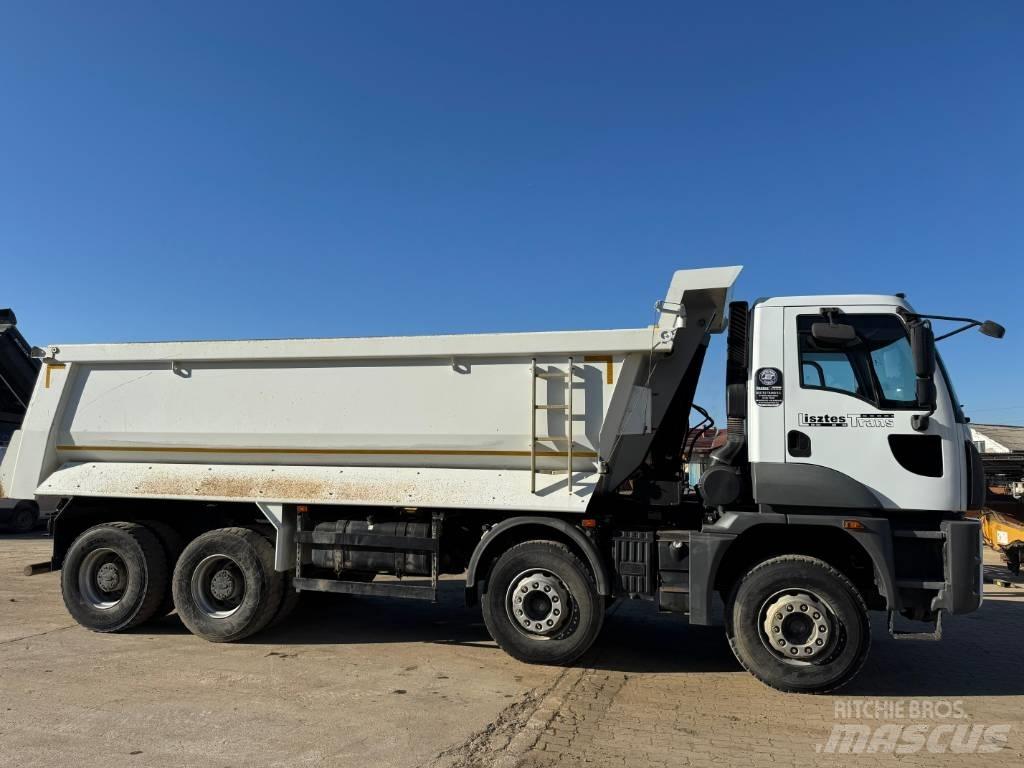 Ford Cargo Самосвал