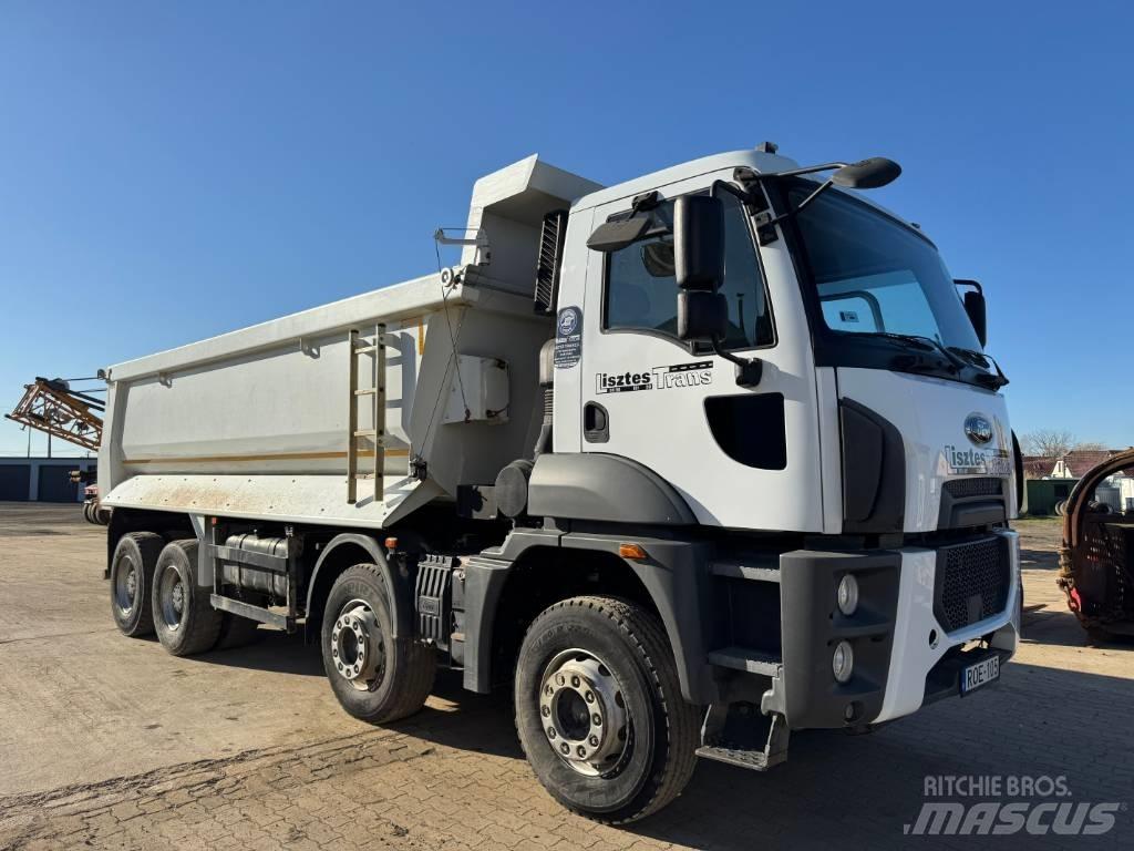 Ford Cargo Самосвал