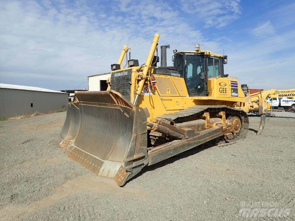 Komatsu D155AX-8 Верижни булдозери
