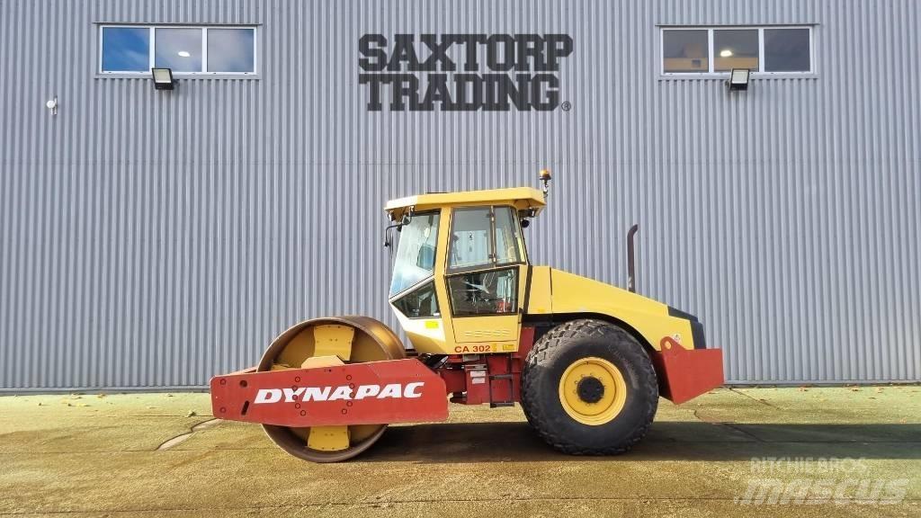 Dynapac CA302D, Vält Еднобарабанни ролки
