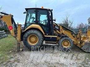 CAT 432 F Товарач със заден ексватор