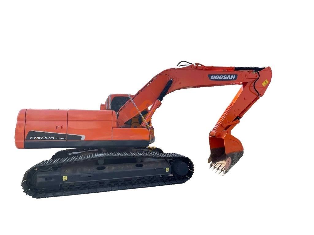 Doosan DX 225 LC Верижен екскаватор