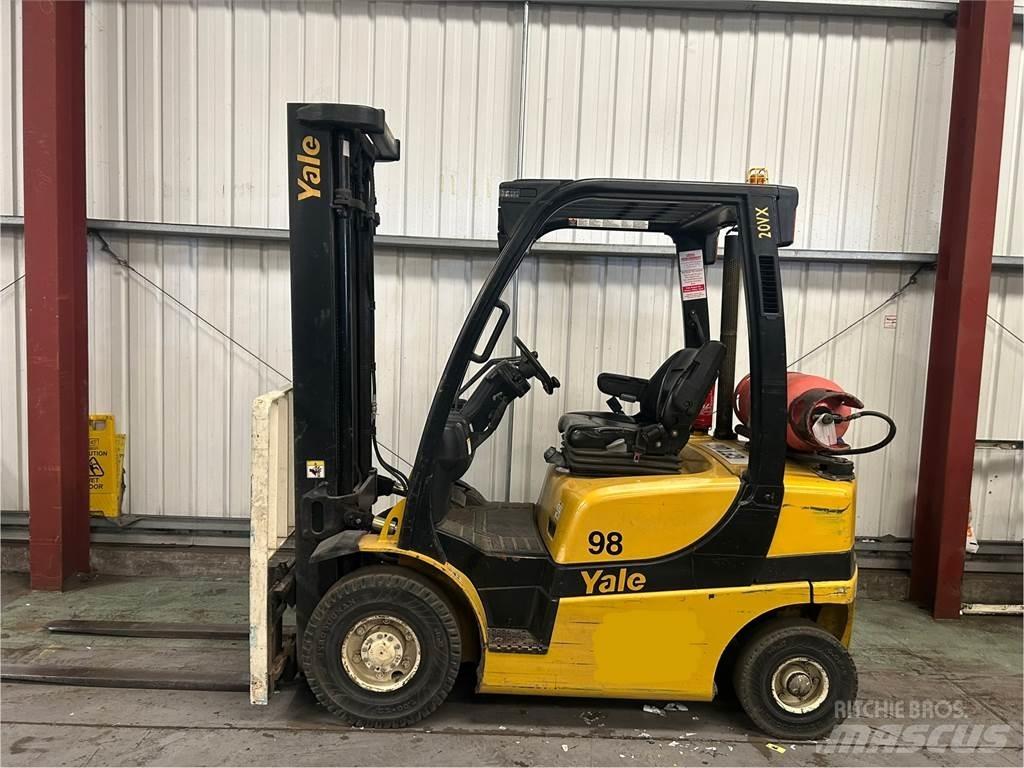Yale GLP20VX Камиони с АГУ