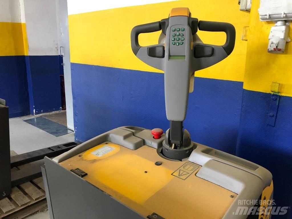 Atlet PLP200P Ръчни палетни товарачи