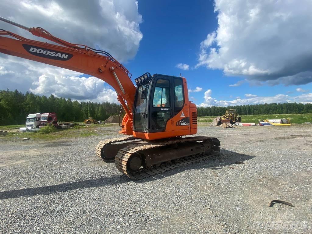 Doosan 140 LCR Верижен екскаватор