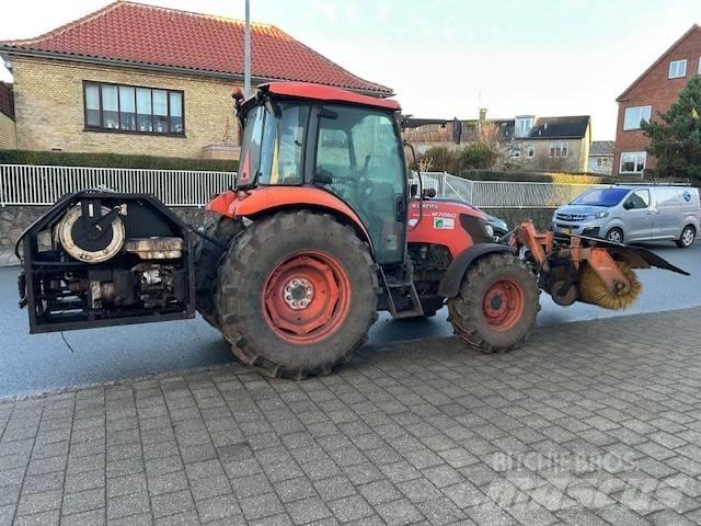 Kubota 7060M Трактори