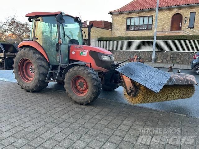 Kubota 7060M Трактори