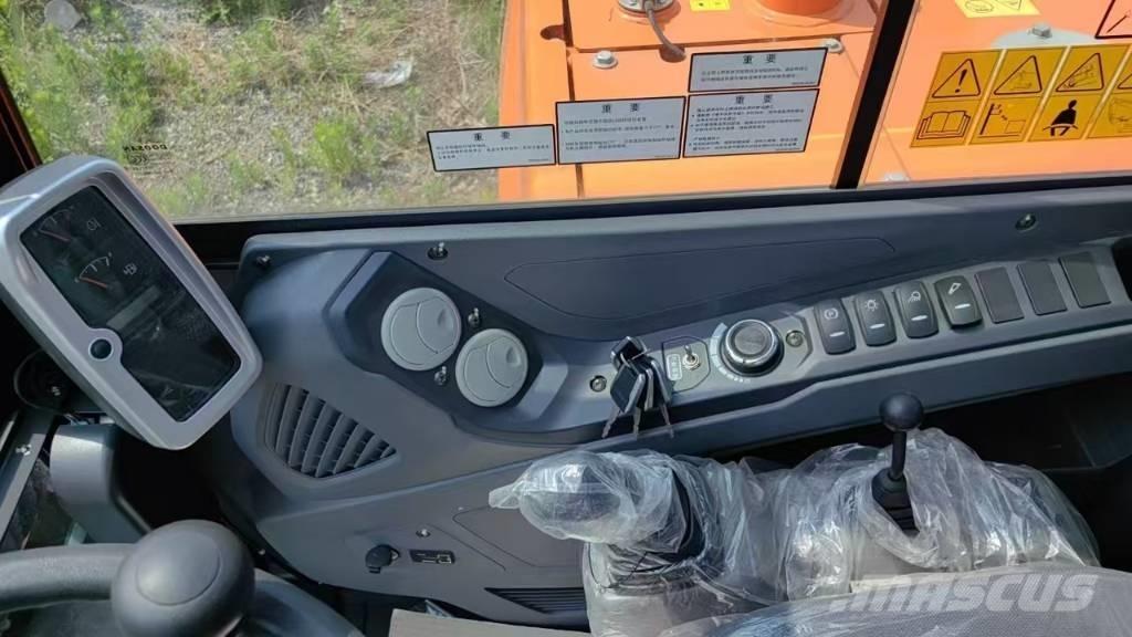 Develon DX60W ECO Колесни екскаватори