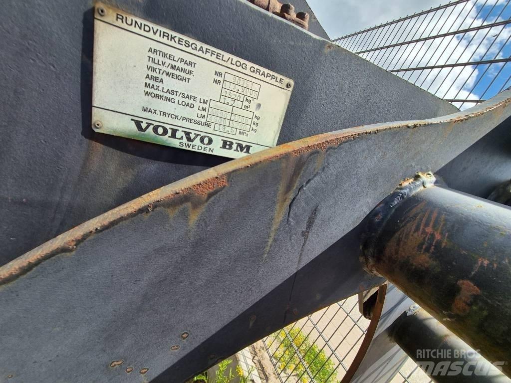 Volvo BM Holzgreifer Оператори на отпадъци/индустрия
