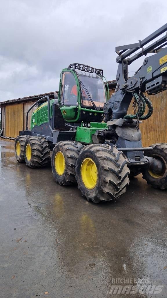 John Deere 1270 G Харвестери
