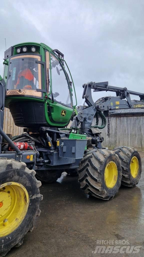 John Deere 1270 G Харвестери