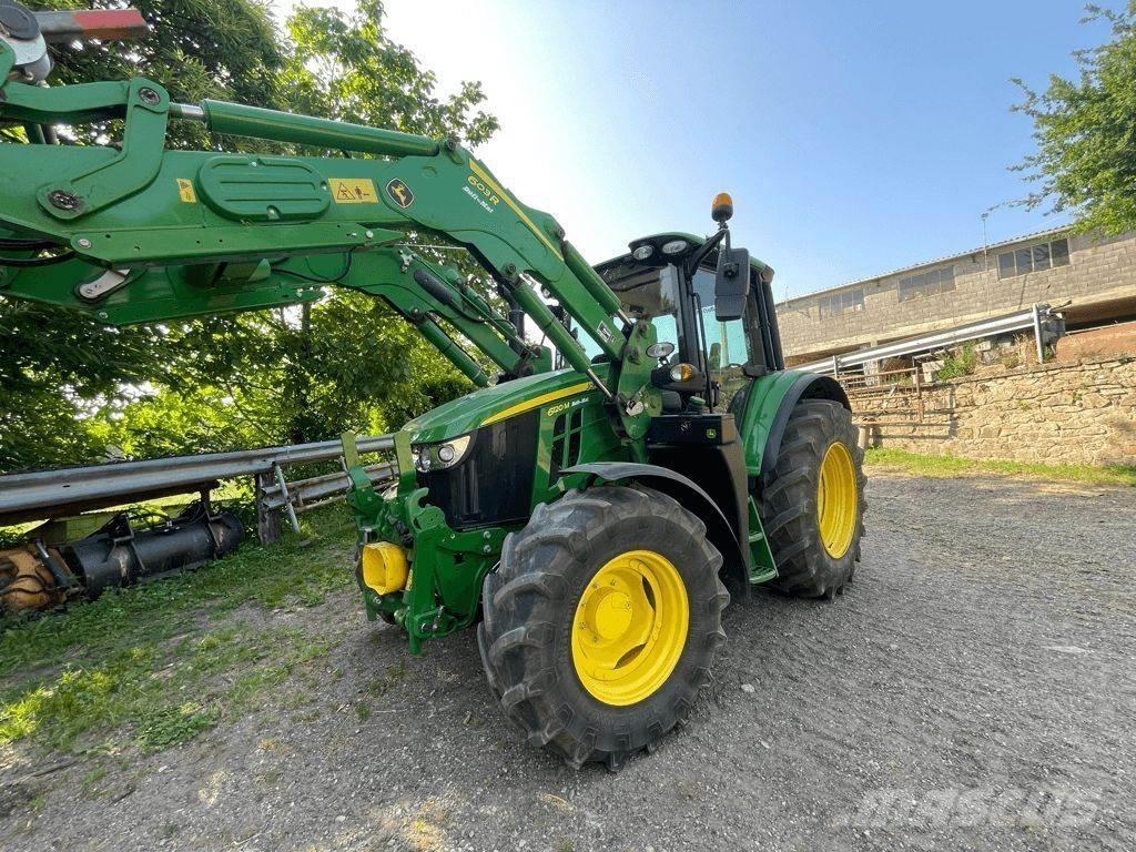 John Deere 6120 M Трактори