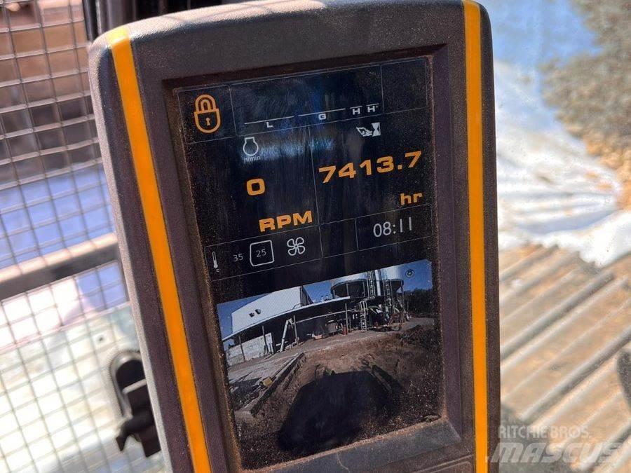 JCB JS130LC Верижен екскаватор