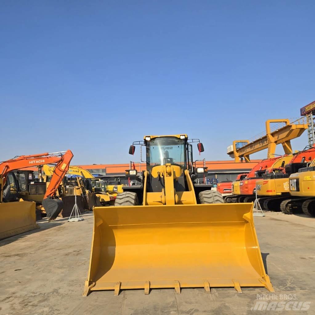 SDLG LG 955 F Колесни товарачи